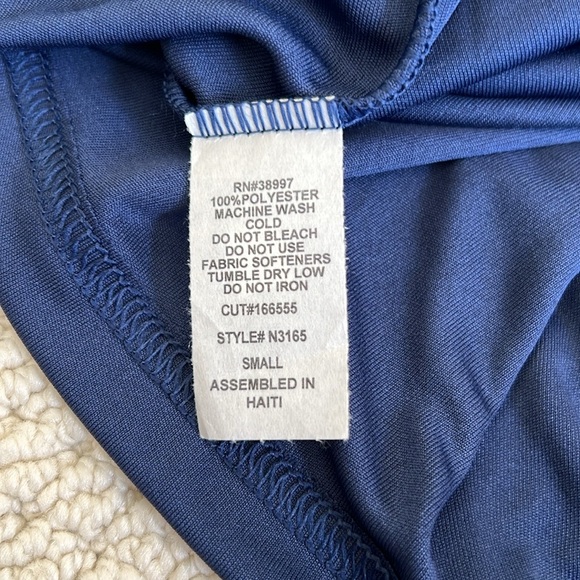 NWT dri-fit Sea Turtle Sanctuary shirt, adult/unisex size small - Picture 8 of 8